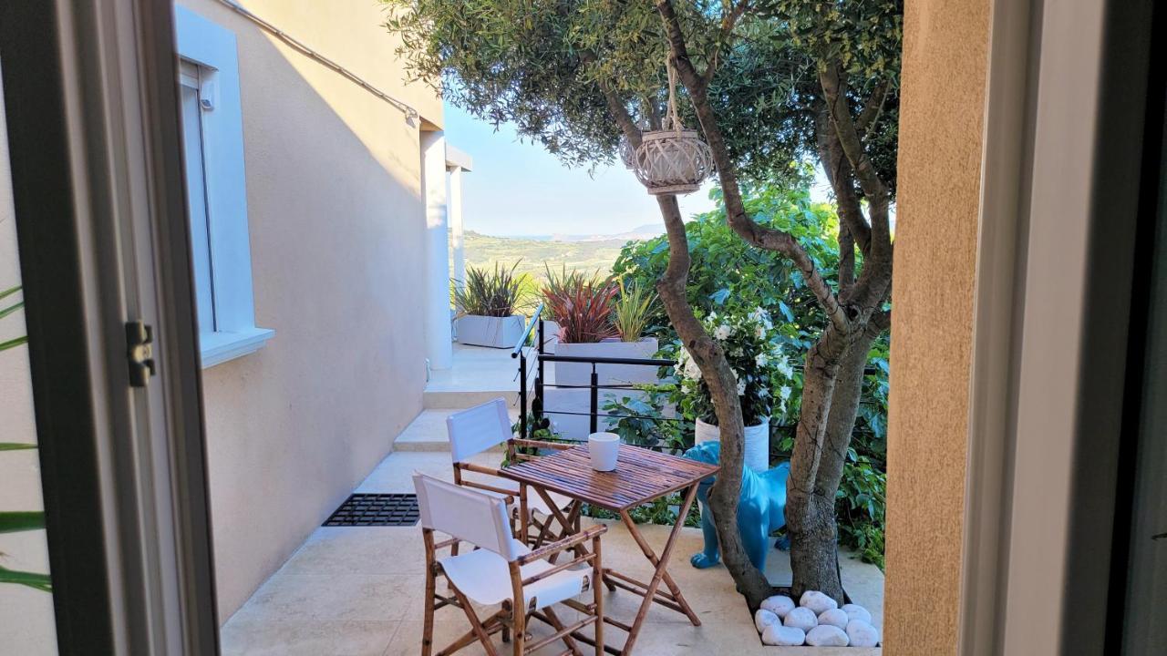 Le Nid Bleu Bed & Breakfast Le Beausset