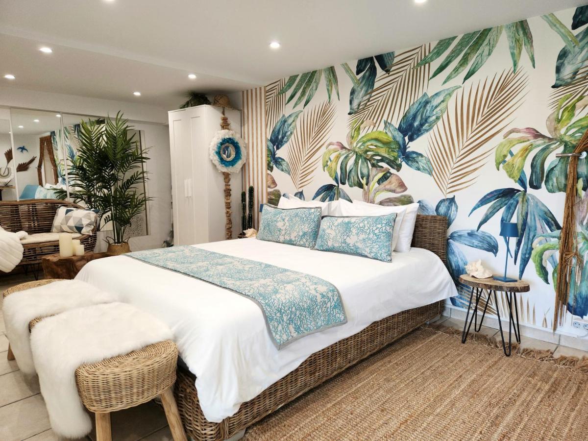 Le Nid Bleu Bed & Breakfast *