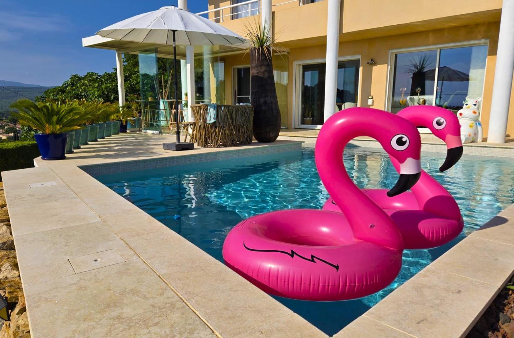 Le Nid Bleu Bed & Breakfast Le Beausset
